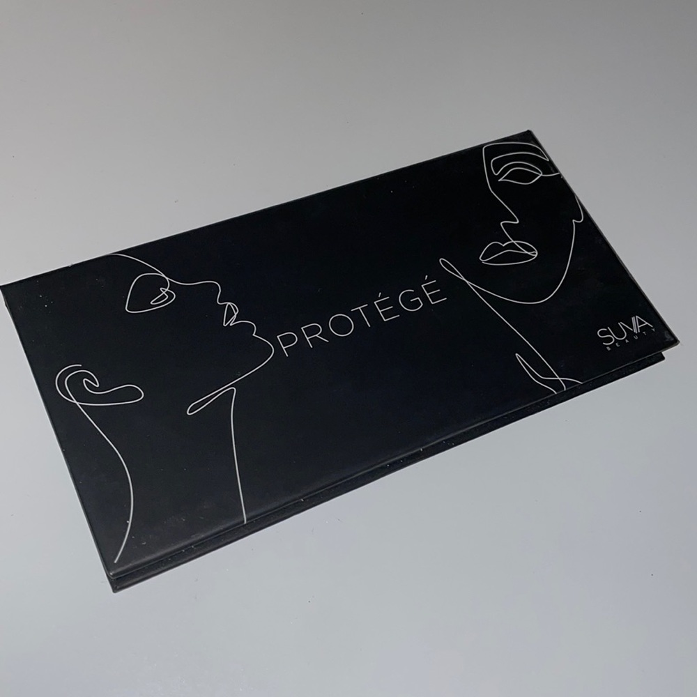 Suva Beauty palette